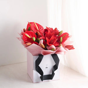 Scarlet Bloom Bag