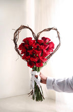 Load image into Gallery viewer, Heart Hand Bouquet
