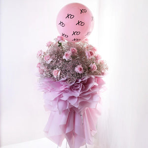 Blushing Love Life Size Bouquet with customisable balloon
