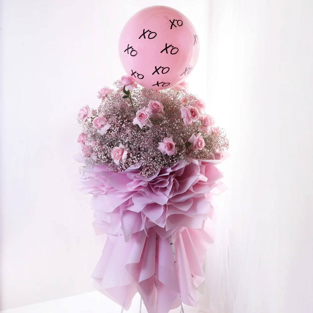 Blushing Love Life Size Bouquet with customisable balloon