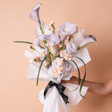 Load image into Gallery viewer, Soft Love Mini Hand Bouquet
