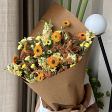 Load image into Gallery viewer, Sunspell Hand Bouquet
