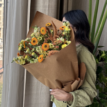 Load image into Gallery viewer, Sunspell Hand Bouquet
