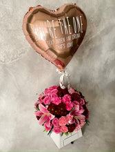 Load image into Gallery viewer, Love Blooms with customisable heart foil balloon in paper box
