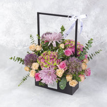 Load image into Gallery viewer, Wild Flower Arrangement
