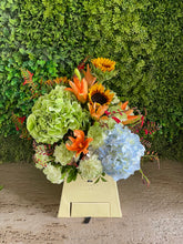 Load image into Gallery viewer, Vibrant Blooms in Paper Box
